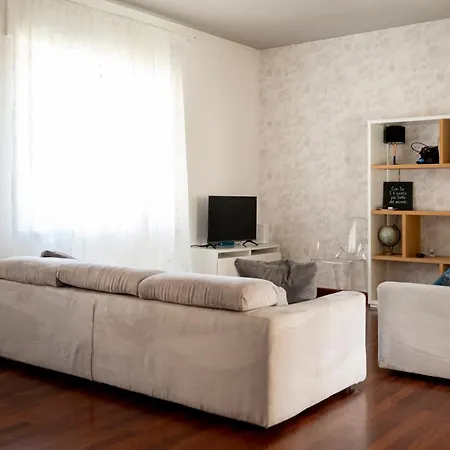 La Finestra Sul Castello