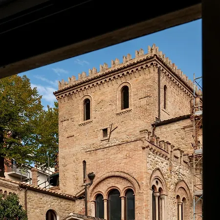 La Finestra Sul Castello