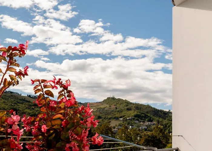 La Finestra Sul Castello 펜션 테라모